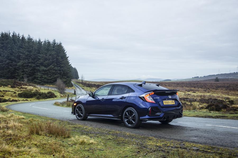  Honda Civic Hatchback Sport Line (FK) 2019 года  (UK) (фото 23 из 38)